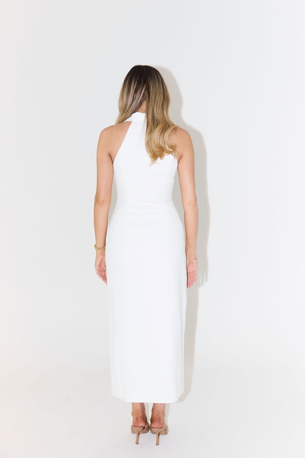 ELOWEN The Ultimate Muse Collar Maxi Dress